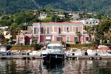 هتل Villa Svizzera Terme