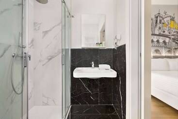 هتل Wyndham Garden Florence