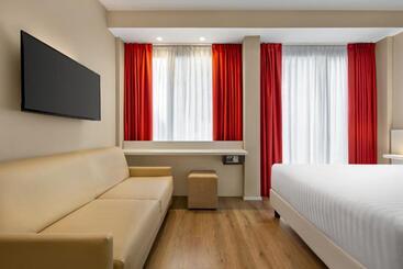 هتل Wyndham Garden Florence