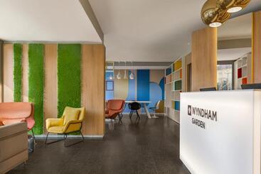 هتل Wyndham Garden Florence