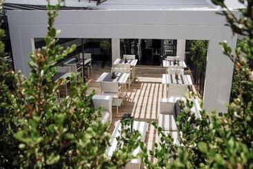Lhp Hotel River & Spa