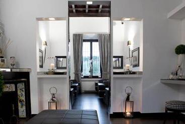 Lhp Hotel River & Spa