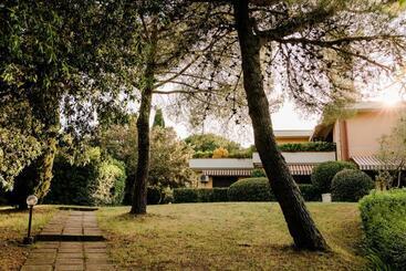Appartamenti Residence Poggio Golf Chianti Firenze