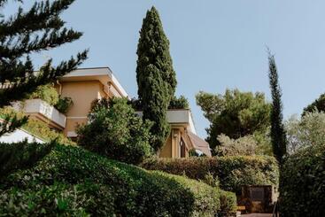 Appartamenti Residence Poggio Golf Chianti Firenze