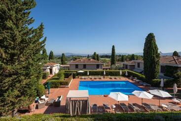 Appartamenti Residence Poggio Golf Chianti Firenze