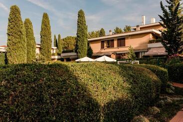 Appartamenti Residence Poggio Golf Chianti Firenze