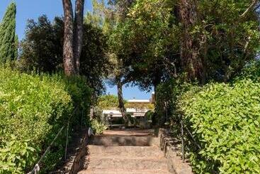 Appartamenti Residence Poggio Golf Chianti Firenze
