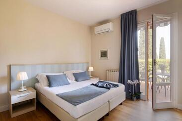 Appartamenti Residence Poggio Golf Chianti Firenze