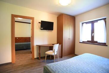 هتل Albergo Bucaneve