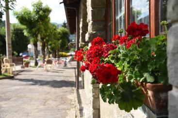 هتل Albergo Bucaneve