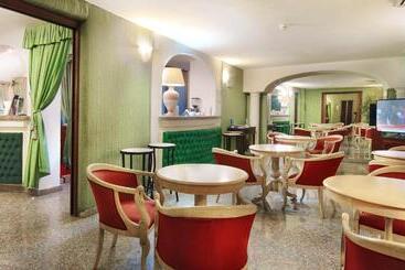 Colonna Palace Hotel Mediterraneo