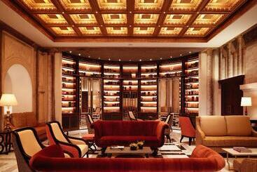 هتل Eden Dorchester Collection