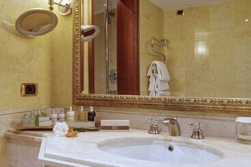 هتل Excelsior Palace Palermo