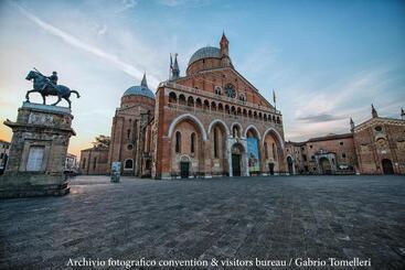 هتل Four Points By Sheraton Padova
