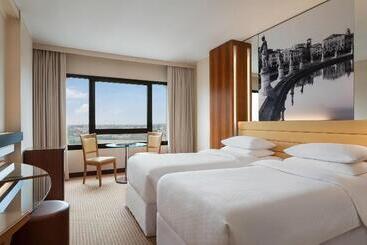هتل Four Points By Sheraton Padova
