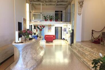 هتل Grand'italia