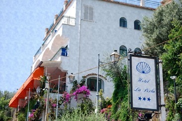 هتل La Perla