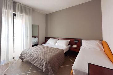 Hotel Lime