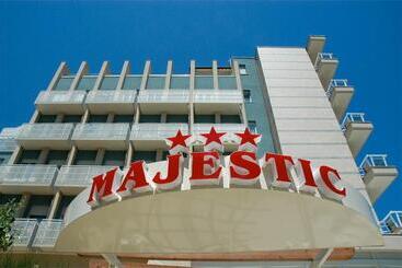هتل Majestic