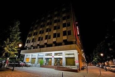 هتل Mercure Reggio Emilia Centro Astoria