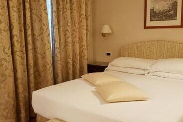 Phi Hotel Canalgrande