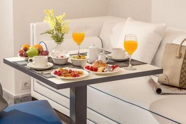 Shangri La Roma By Omnia Hotels