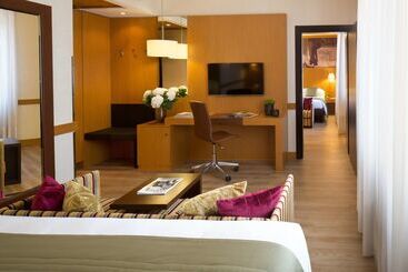 Starhotels Tourist