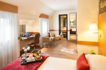Starhotels Tourist