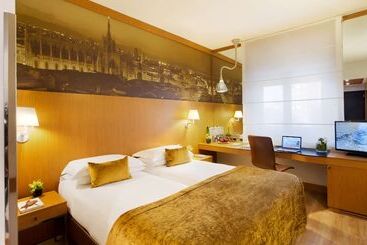 Starhotels Tourist