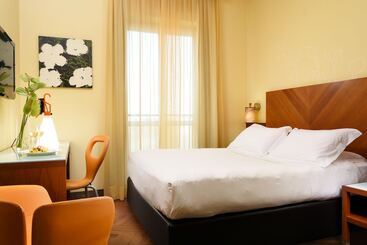 Unahotels Mediterraneo Milano