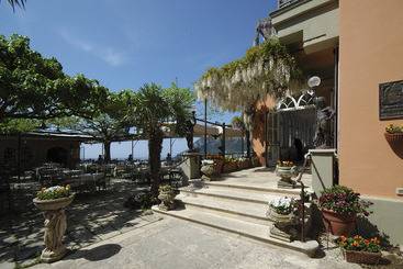 هتل Villa Maria