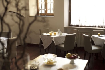 هتل Albergo Accademia