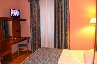 هتل Albergo Italia