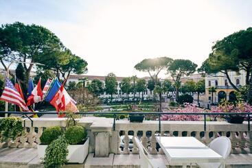 Ambassador Palace - Udine