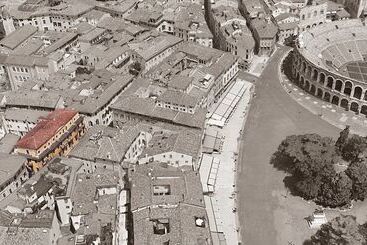 هتل Colomba D'oro