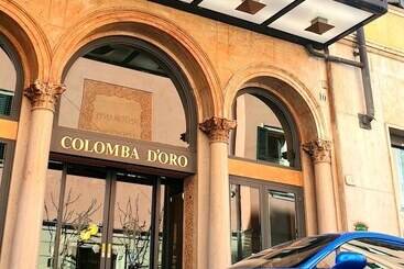 هتل Colomba D'oro