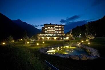 هتل Diamant Spa Resort