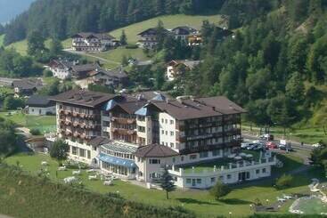 هتل Diamant Spa Resort