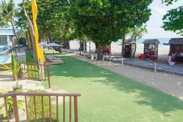 ホテル Truntum Kuta Formerly Grand Inna Kuta