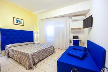 Haus Charlotte - San Benedetto del Tronto