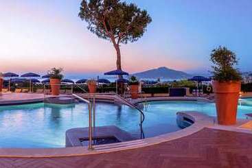هتل Hilton Sorrento Palace