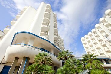 호텔 Hr Resort