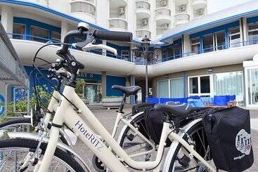 호텔 Hr Resort