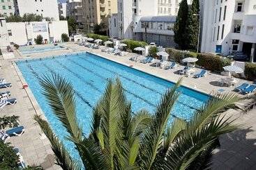 호텔 Hr Resort