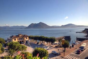 هتل Italie Et Suisse