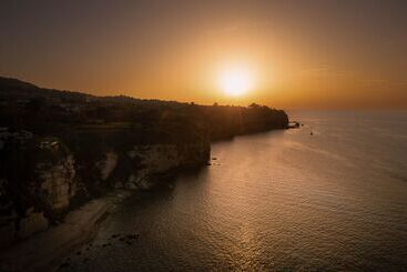 هتل Labranda Rocca Nettuno Tropea