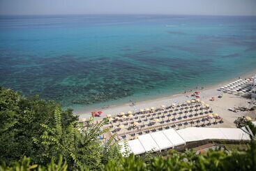 هتل Labranda Rocca Nettuno Tropea