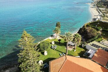 هتل Labranda Rocca Nettuno Tropea