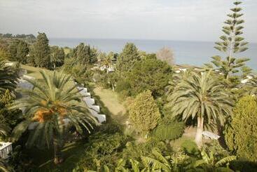 هتل Labranda Rocca Nettuno Tropea