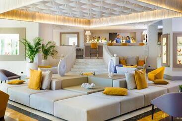 Mazzarò Sea Palace   The Leading Hotels Of The World